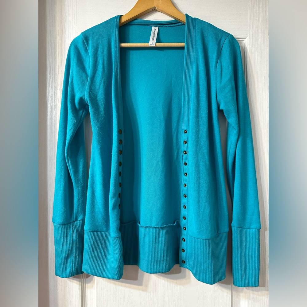 Zenana Outfitters brand snap cardigan, like new